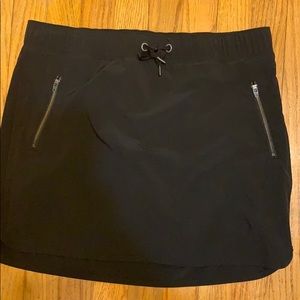 Athleta Skort (med)